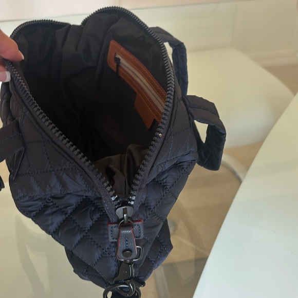 Wanda Nylon Navy Quilted Crossbody Bag - Picture 4 of 8